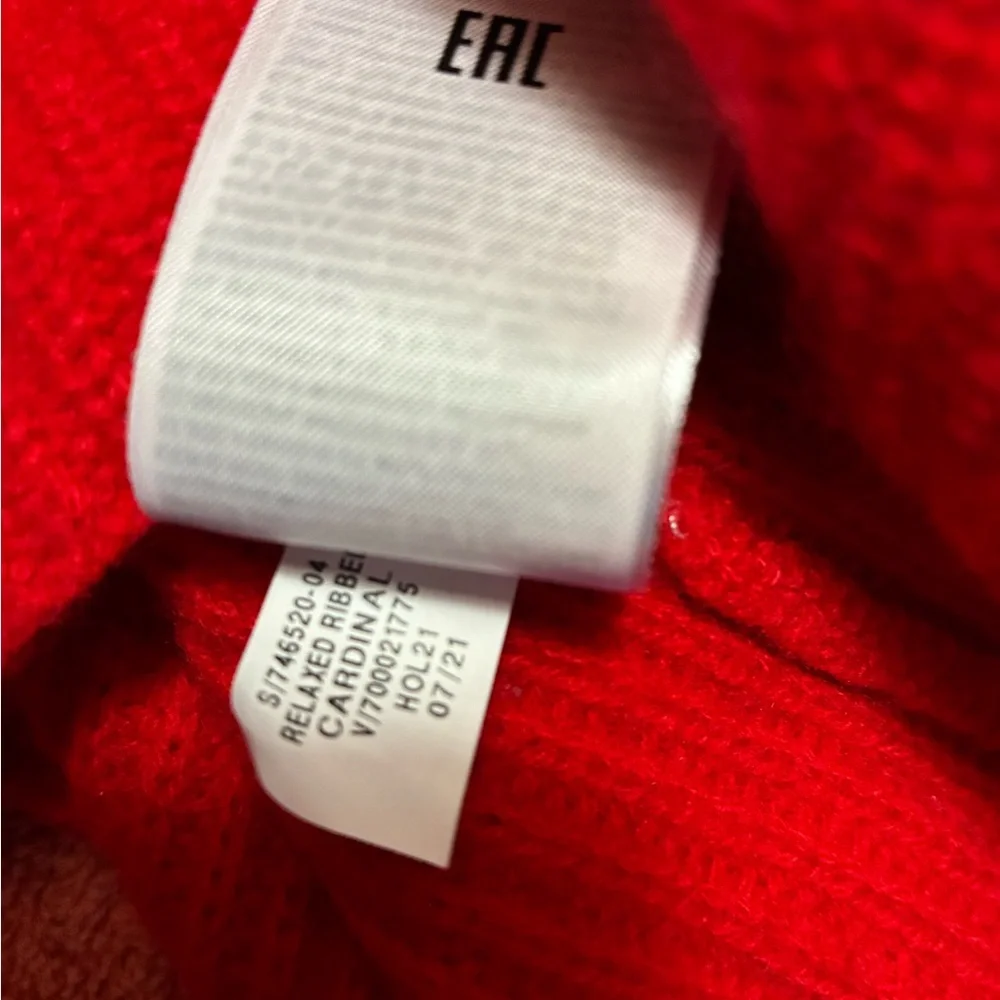 Banana Republic Women's Red Cashmere Sweater Size Small - Picture 4 of 5
